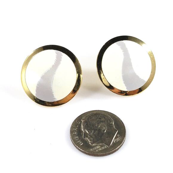 Laurel Burch "Kashi" Post Earrings, Cream & Gray Enamel, Gold Plated, 1980s - Picture 5 of 10